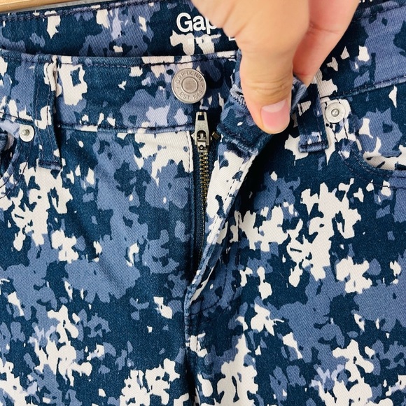 Gap Blue Floral Camo Skinny Denim Pants - Picture 7 of 9